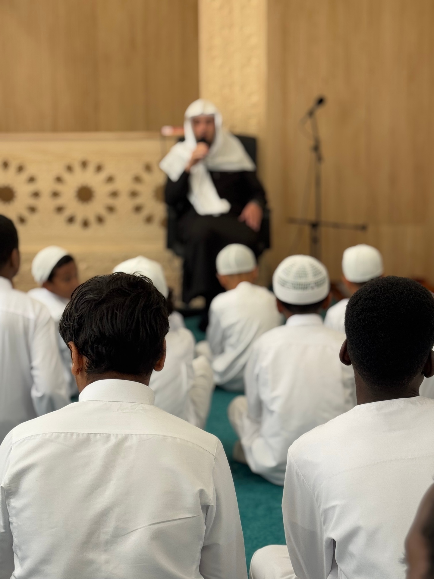 Students gathered for a halaqah lesson